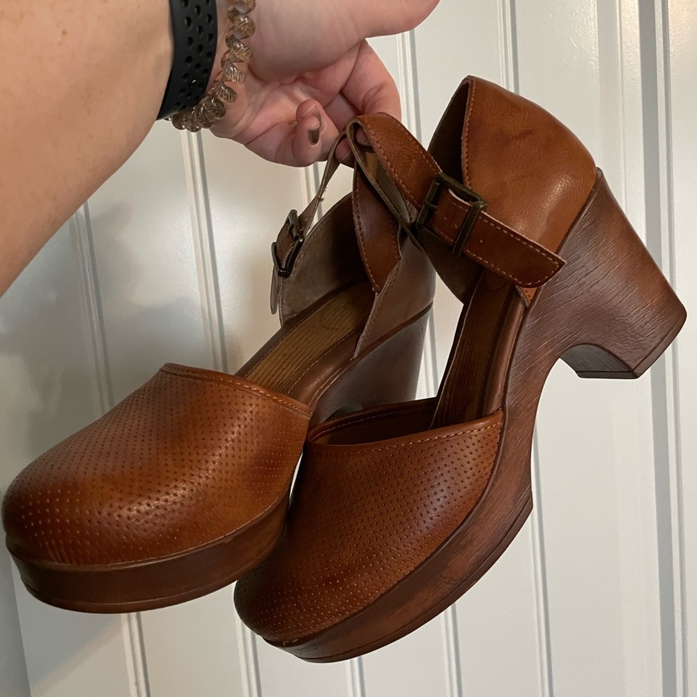 BOC Natasha Mary Jane Sling Back Heeled Clogs